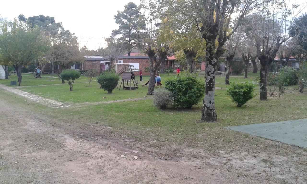 Brisas Del Rio Apart Hotel Termas del Daymán Zewnętrze zdjęcie